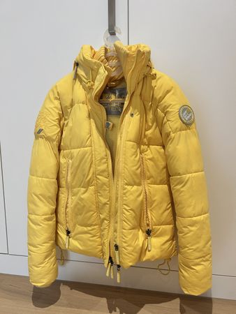 Winterjacke Superdry gelb mit Kapuze