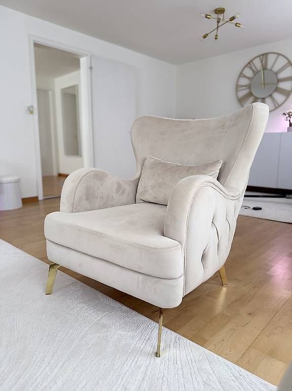 Sofas: Sofas (Chesterfield Style) – Gebraucht aus Niederuzwil von B.Ahmedi 4