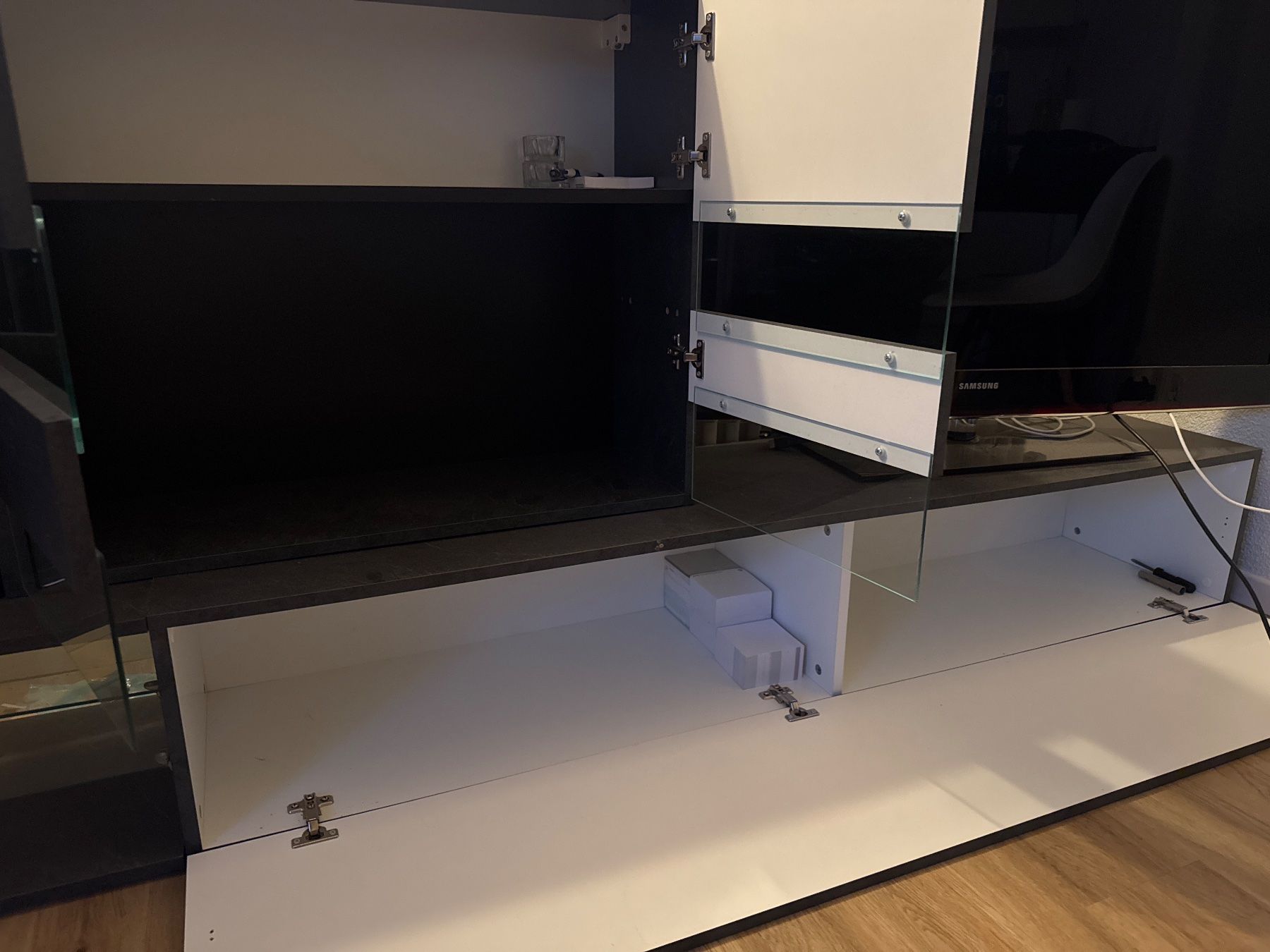 TV Möbel: Wohnzimmermöbel set – Gebraucht aus Niederweningen von Pyku86 4