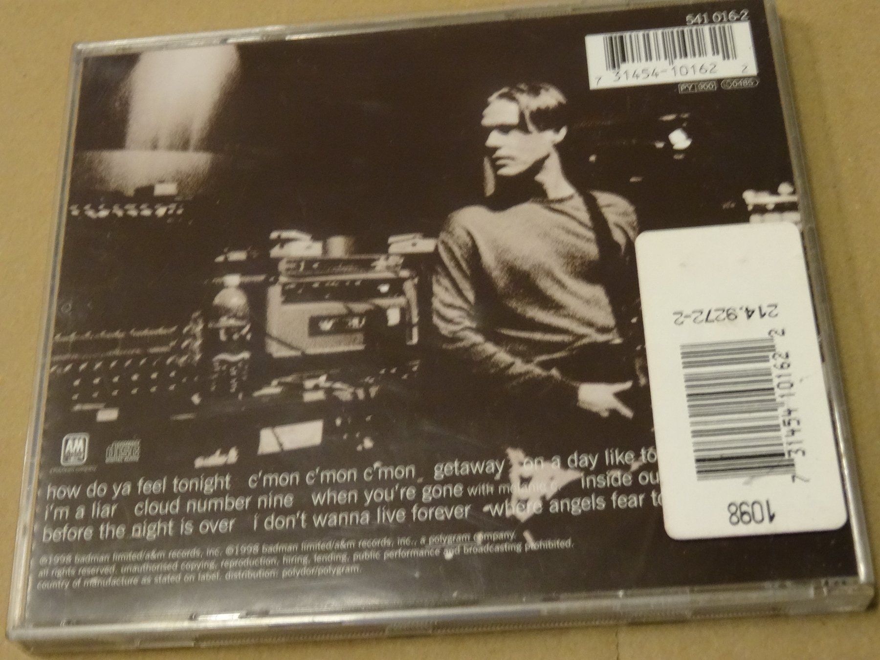 CDs: Bryan Adams - On a day like Today CD – Gebraucht aus Olten von Disc-Ausverkauf 1