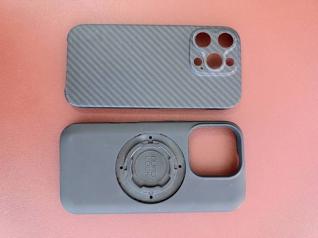 Portables: iPhone 16 pro 256 – D'occasion à Zürich par Galapiass 2