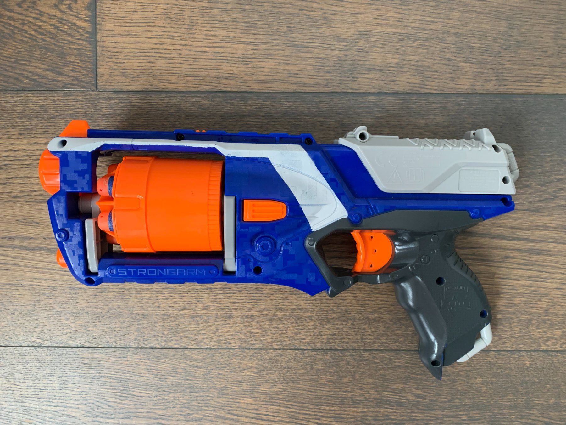 Nerf Spielzeuge: NERF N-Strike Elite Strongarm – Gebraucht aus Zug von  2
