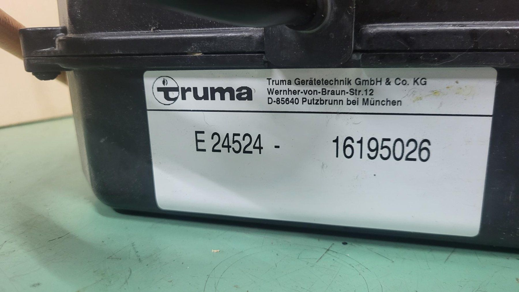 Truma E 2400 Heizung gebraucht mit Zubehör (Defekt) in Allenwinden für ...