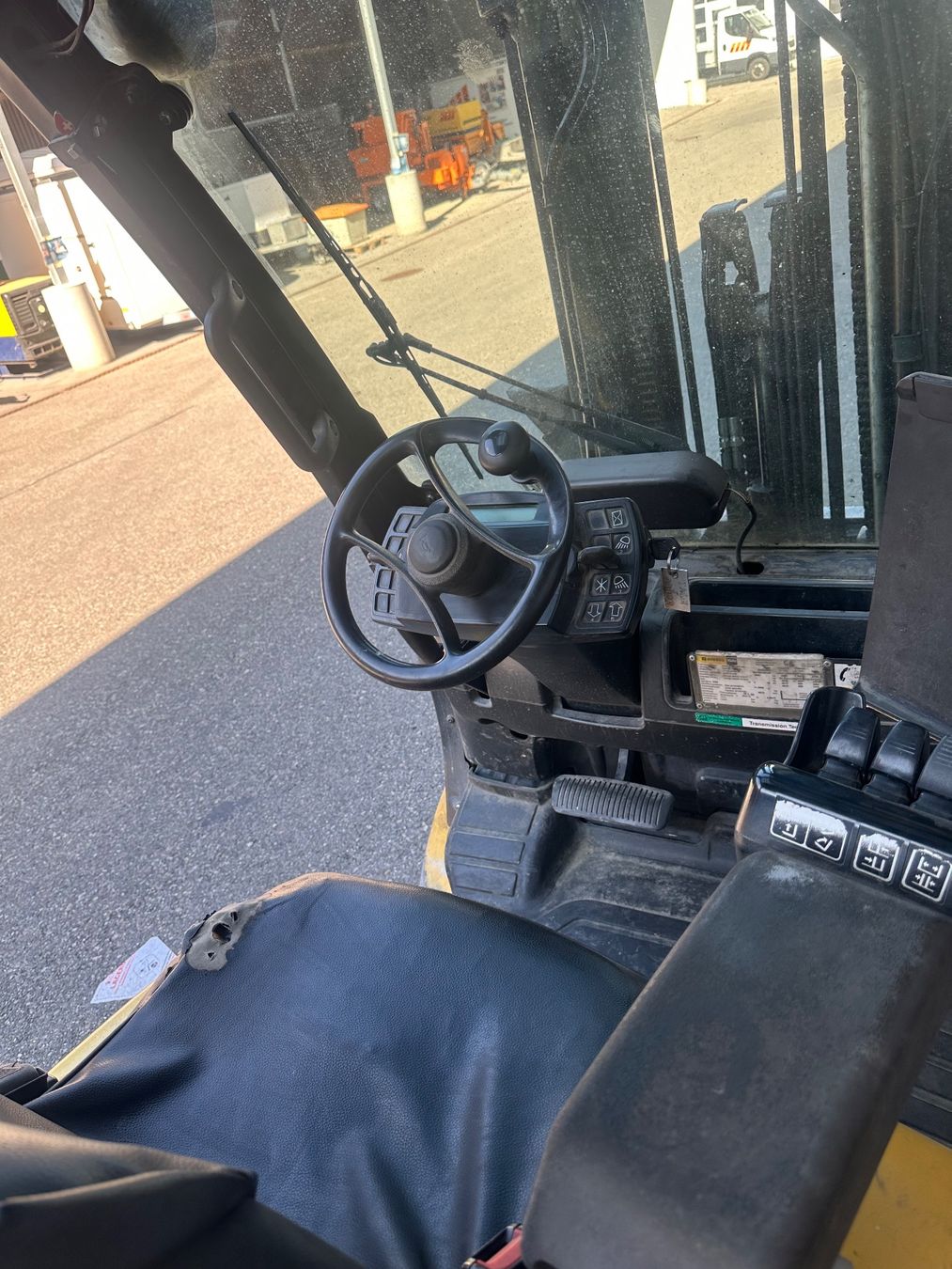 Carrelli elevatori e a forche: Gabelstapler Yale GDB30VX – Usato da Langnau i. E. venduto da Staelang 5