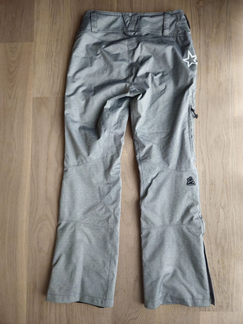 Sci: Skihose Zimtstern – Usato da Effretikon venduto da Shopmycloset8 1