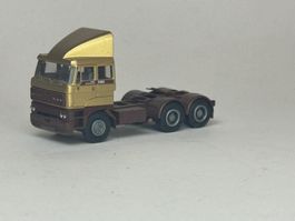 GB- Herpa DAF Sattelzugmaschine goldfarbig