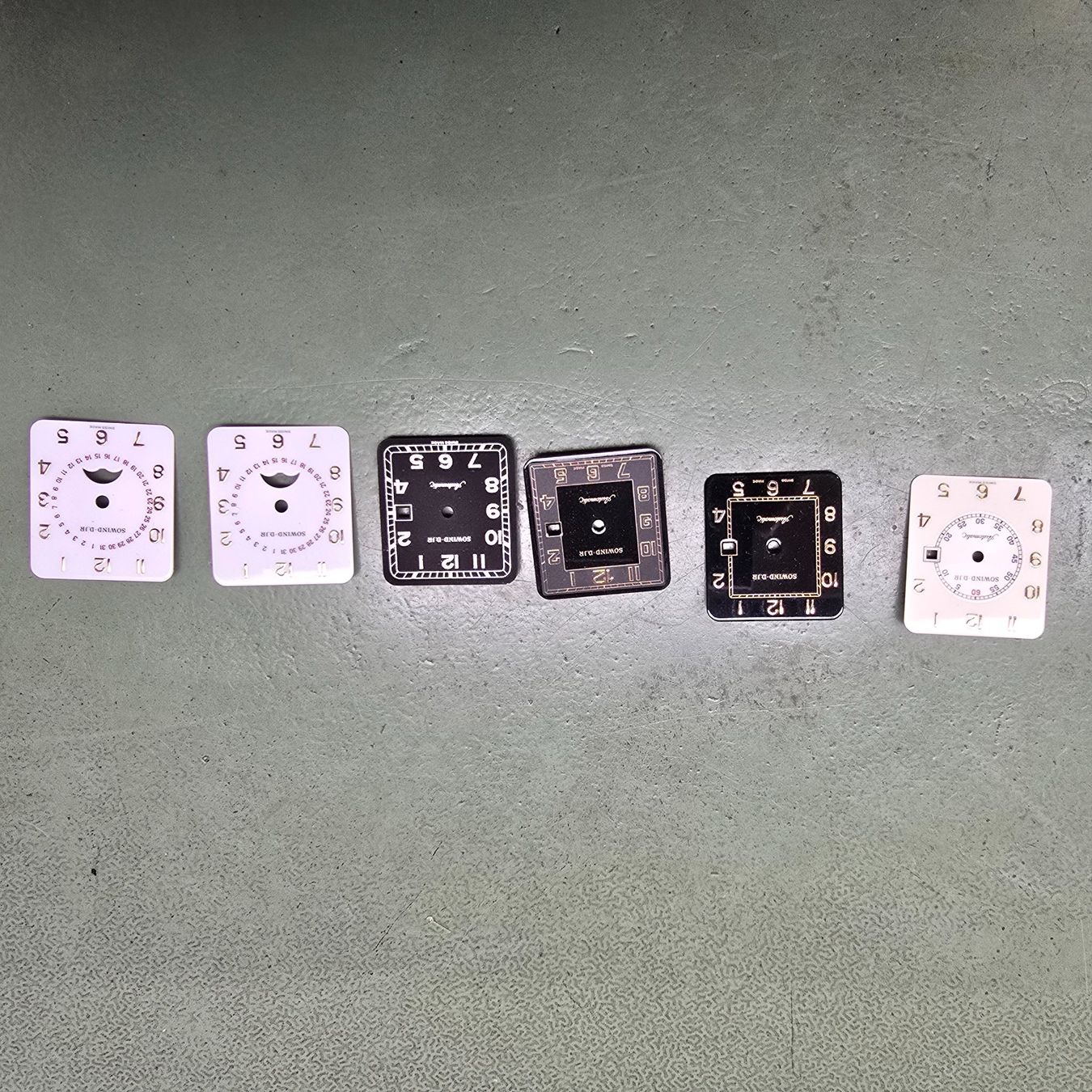 Orologi: Lot de cadran Sowind D.JR – Usato da Tramelan venduto da Nirdan