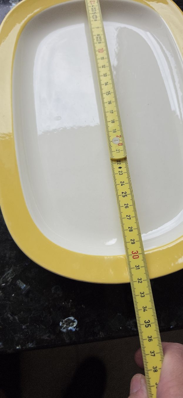 Plateaux: Platte mit gelbem Rand – D'occasion à Bern par Smarts_vauva 1