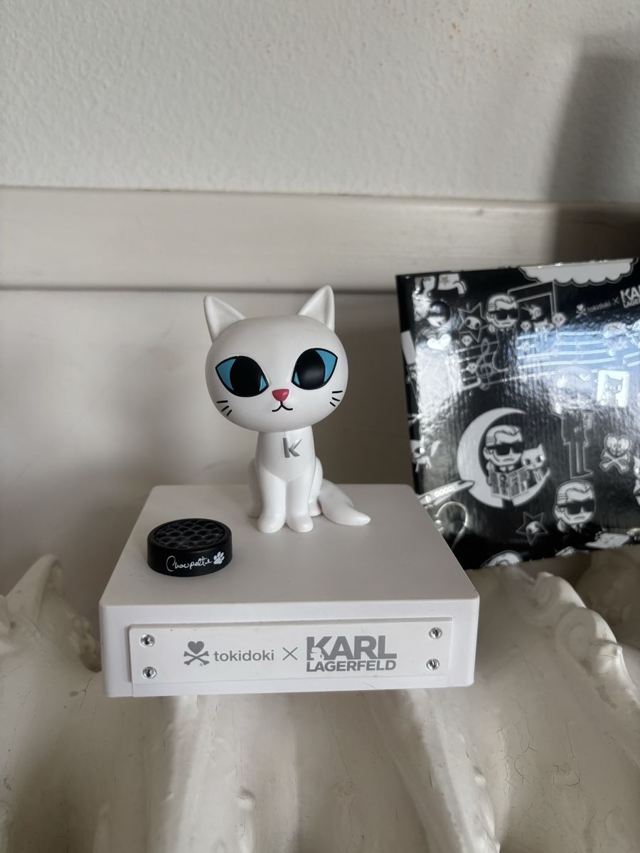 Statuette: Tokidoki x Lagerfeld Choupette Figur – Nuovo (secondo la descrizione) da Luzern venduto da serif23