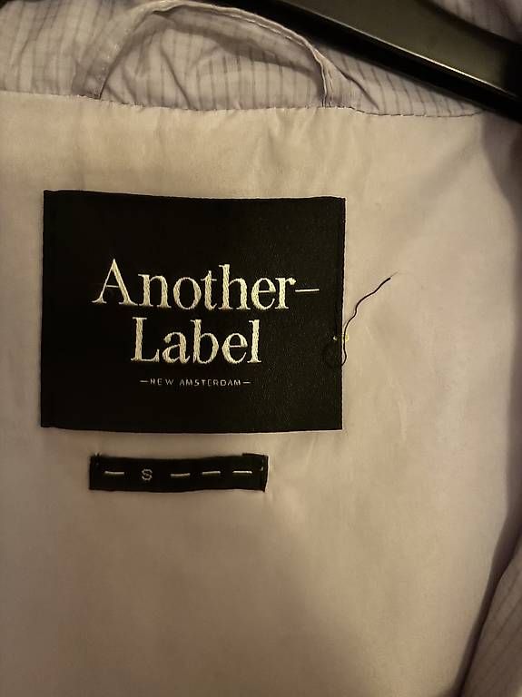 Giacche: Another Label Oversize Jacke Gr. S – Usato da Ennetbaden venduto da julija. 2