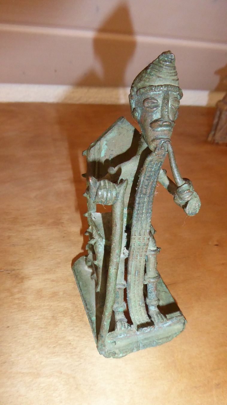 Sculture & Statue: Bronzefigur Westafrika. – Usato da Zullwil venduto da Dingo402