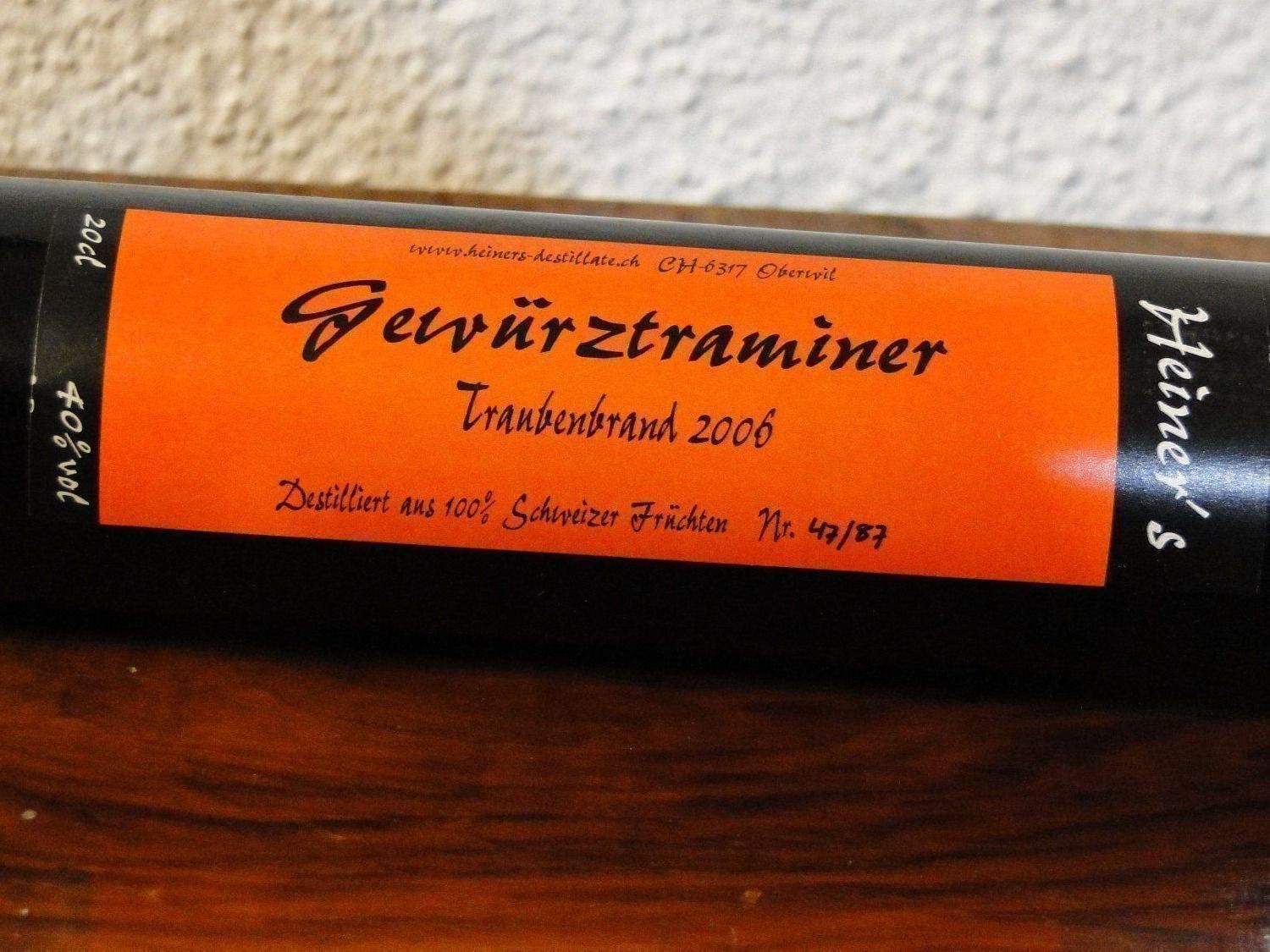 Bevande alcoliche: Gewürztraminer -Traubenbrand 2006s – Nuovo (secondo la descrizione) da Emmenbrücke venduto da Ulisse-22 1