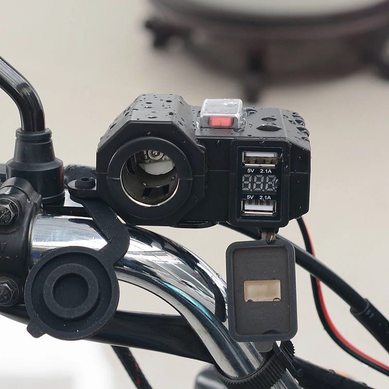 Tutti i ricambio per moto: 12V USB Steckdosen Motorad und Auto – Nuovo e nell'imballaggio originale da Winterthur venduto da Neilpryde01 1