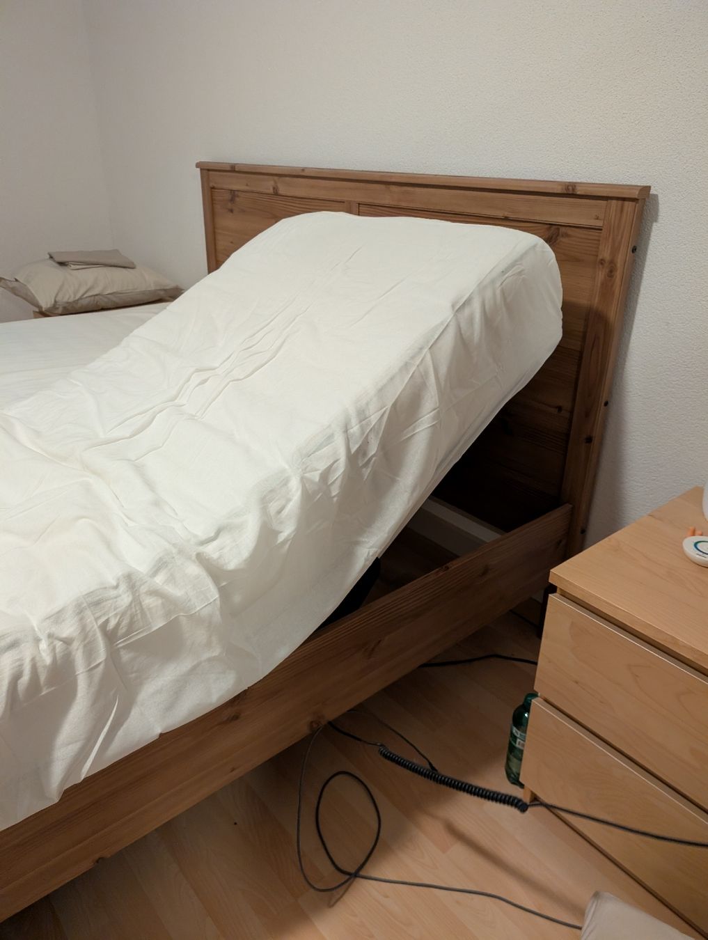 Ikea Letti: Ikea Bett 160x200cm inkl. 2 Lattenrost – Usato da Adligenswil venduto da karinma 4