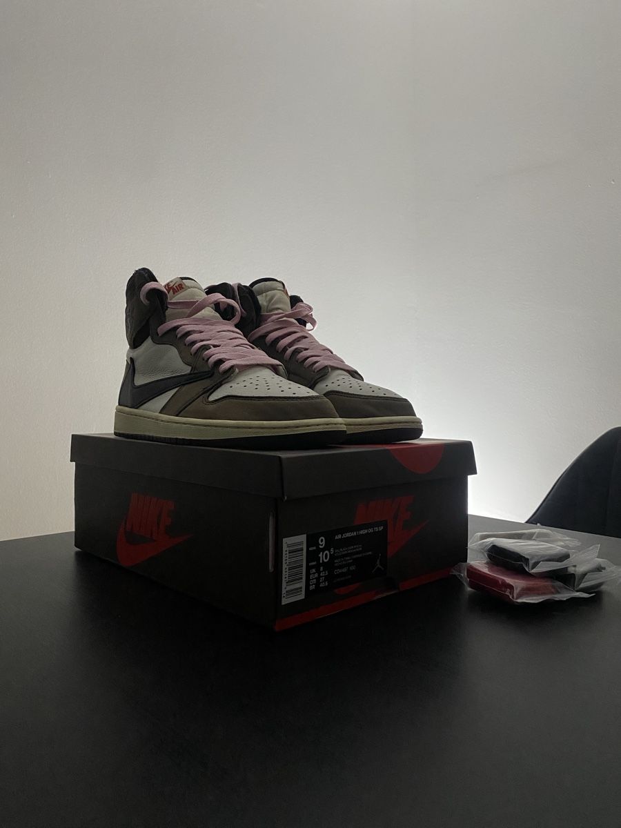 Jordan Herrenschuhe: Nike Air Jordan 1 Travis Scott OG – Gebraucht aus St. Gallen von Tyreesdanny 4