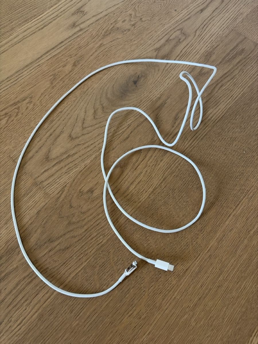 Apple Câbles: Ladekabel Iphone – D'occasion à Wangen b. Olten par oli_f9b8