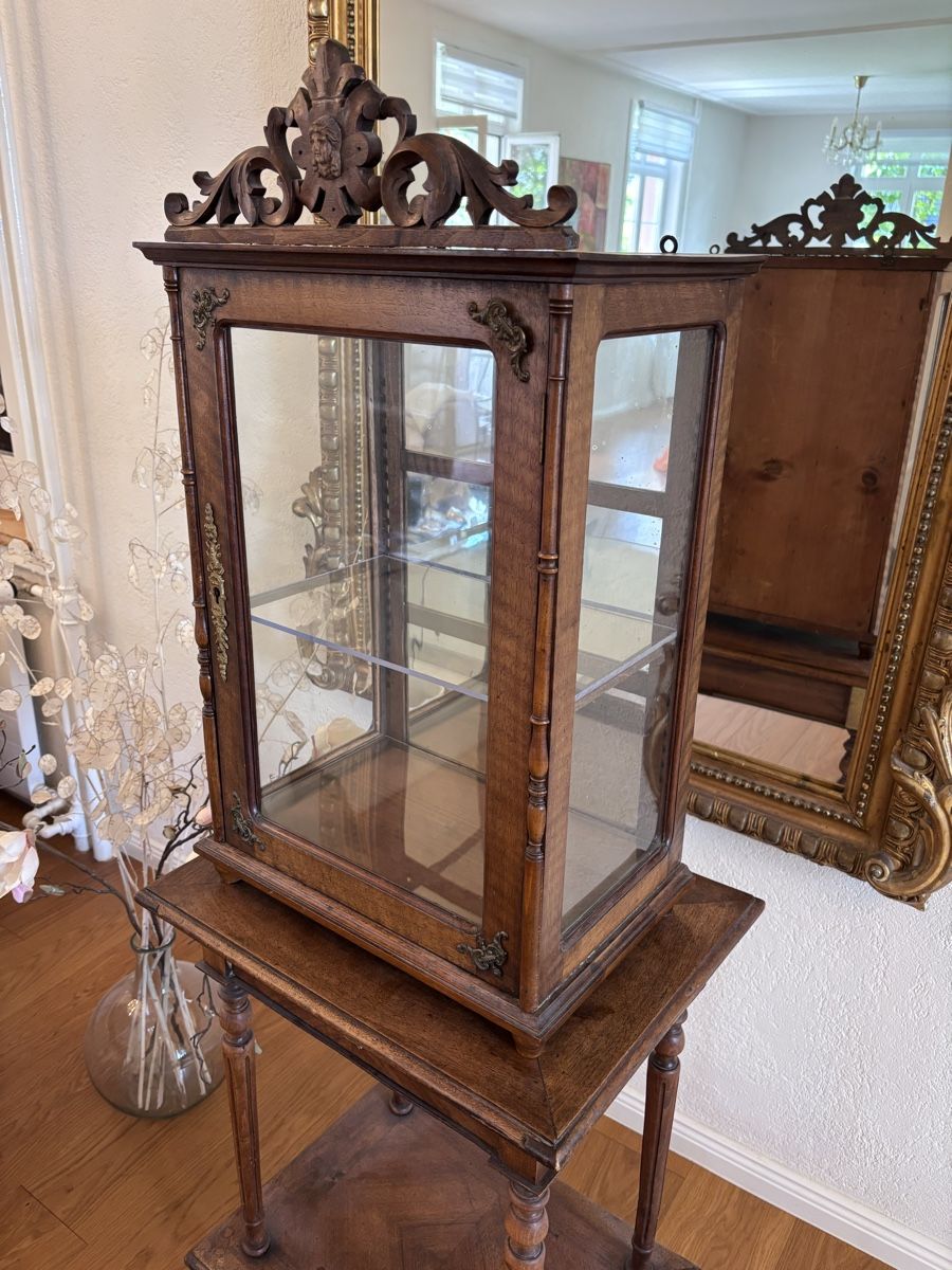 Vetrine: Vitrine Antik mit Schlüssel – Usato da Binningen venduto da Goldsmith8 2