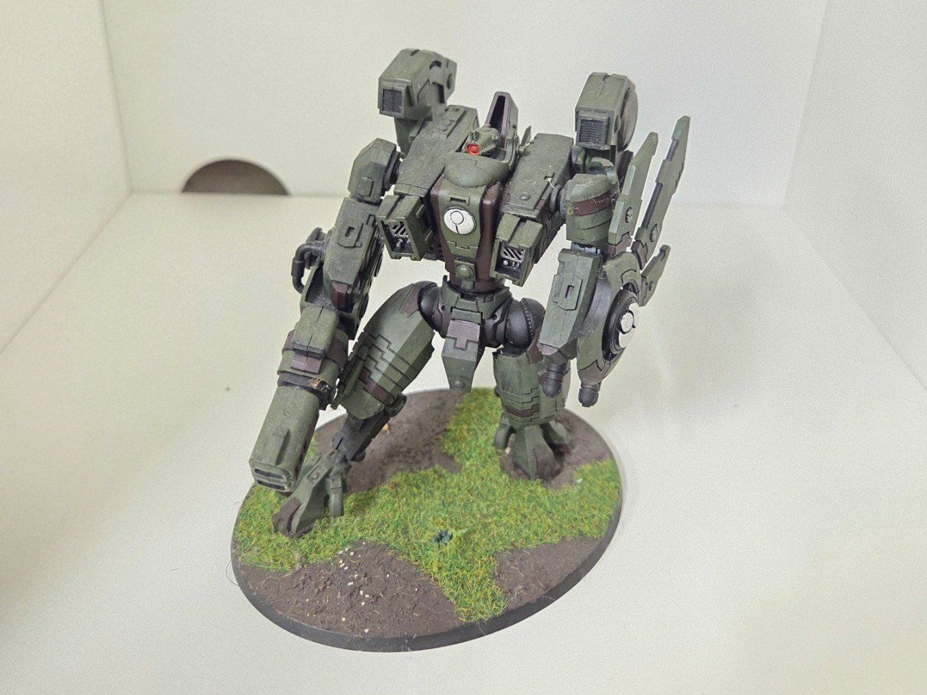 Kits de montage: Exo-armure XV104 Riptide - Tau Warhammer – D'occasion à Genève par Famoso_Kilik