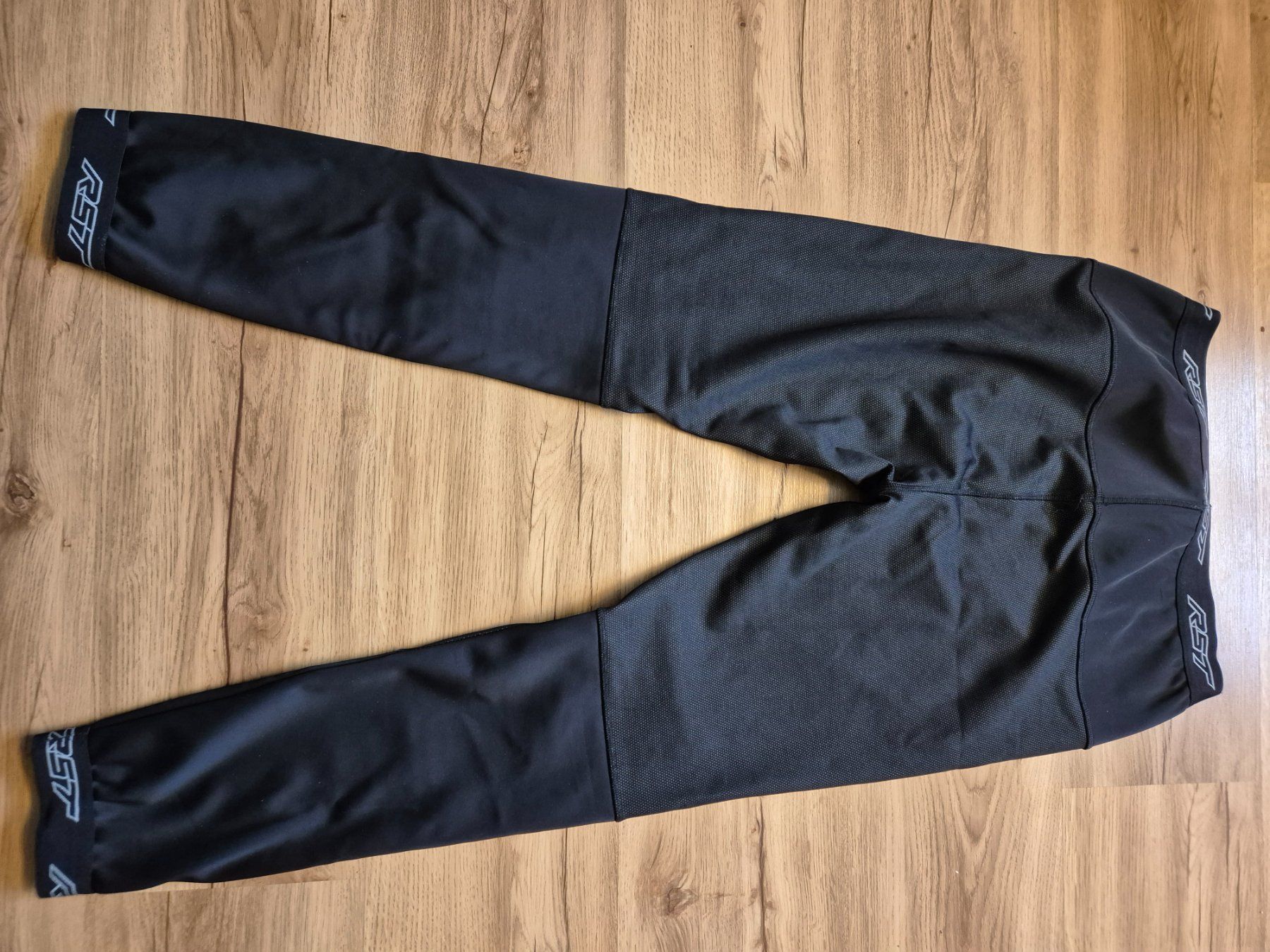 Pantaloni: RST Windblocker Hose – Usato da Grüningen venduto da Tageule 2