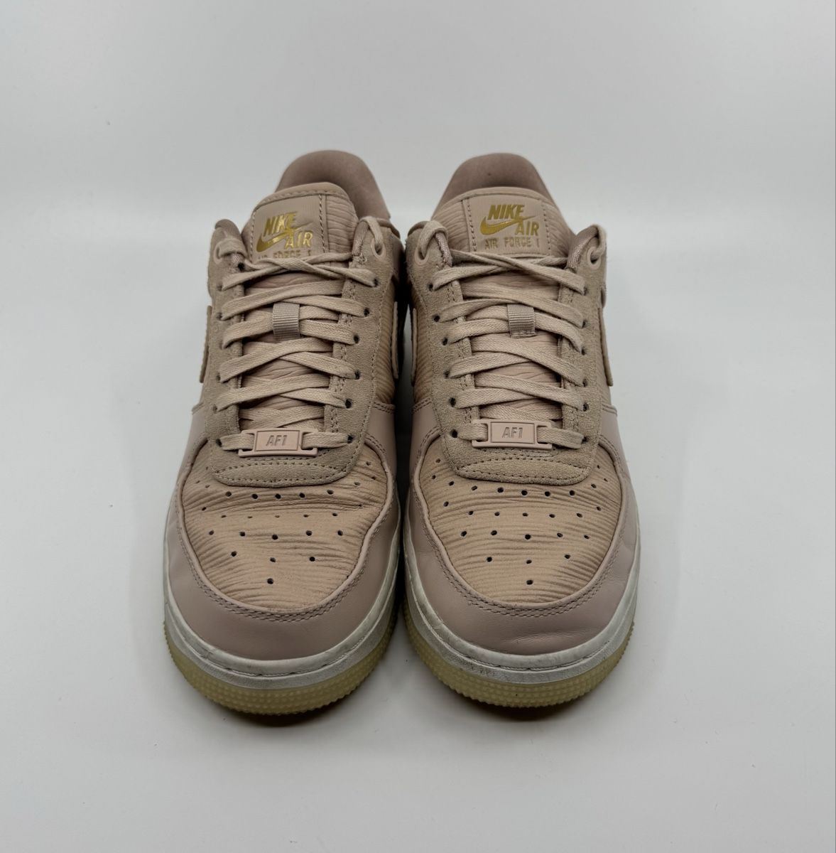 Nike Scarpe da donna: Nike Air Force 1 Gr.37,5 – Usato da Herisau venduto da Seyashop1 2