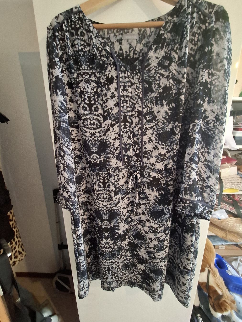 Robes: Robe – D'occasion à Choex par Papillons