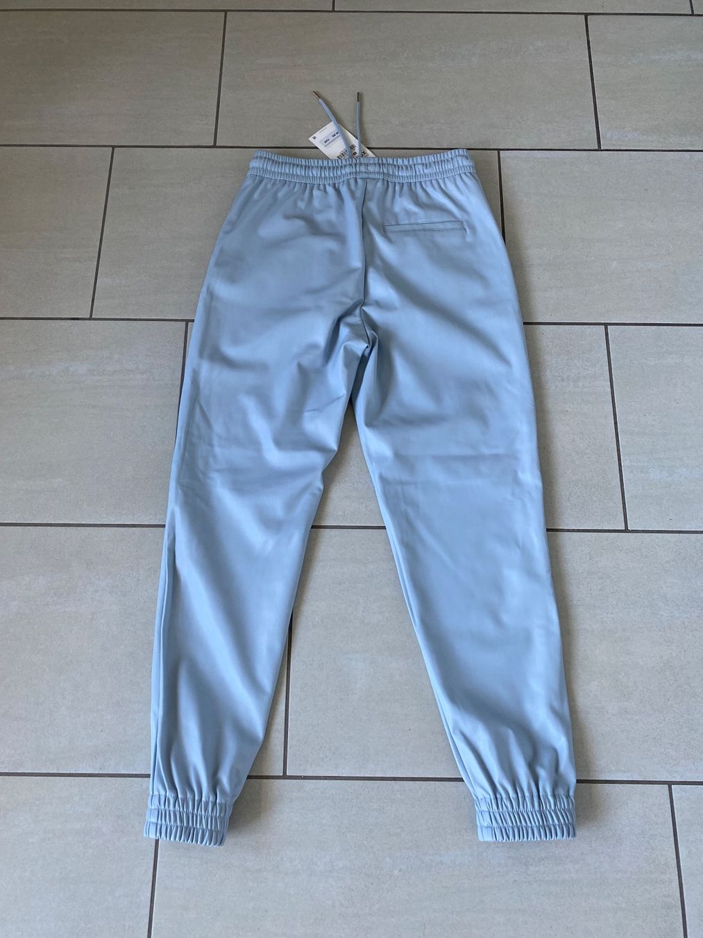 Zara Pantaloni: Kunstlederhose hellblau NEU – Nuovo e nell'imballaggio originale da Affoltern am Albis venduto da may_9gdz 1