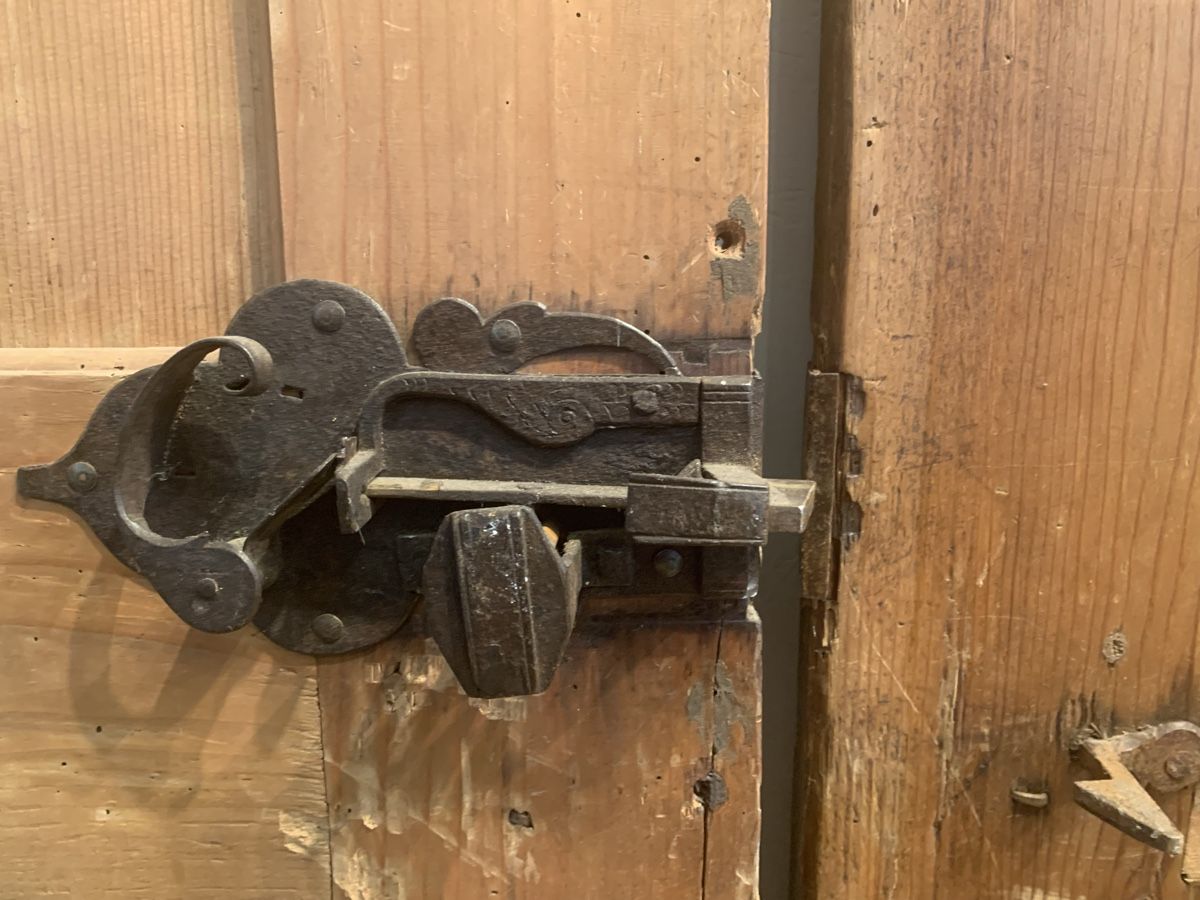 Porte: Türen   Antik Schloss – Usato da Hüntwangen venduto da Focus 3