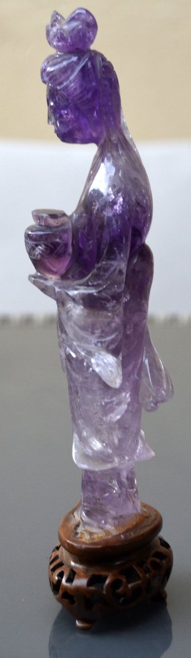 Minéraux & Lithothérapie: Amethystfigur / figurine en améthyste – D'occasion à Collonges par arashee 1