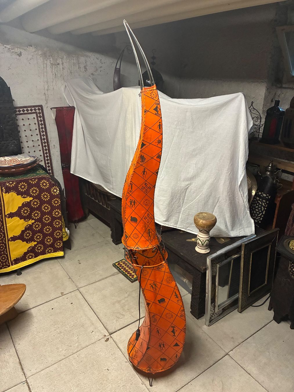 Lampade: Hennalampe orange gross aus Marokko – Usato da Zürich venduto da thetschi