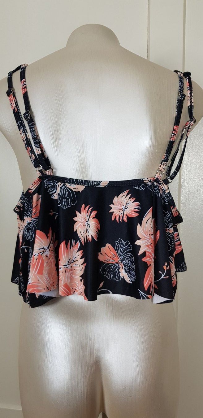Costumi da bagno & Bikini: Bikini Oberteil, Tankini, Gr. 50 52 – Usato da Uster venduto da Astral 3
