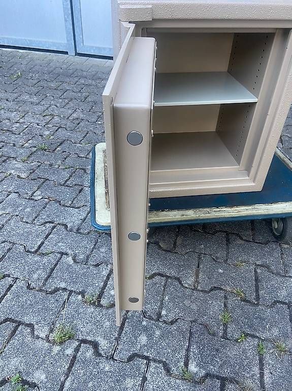 Casseforti: Tresor mit 2 Schlüssel – Usato da Rümikon AG venduto da Rollershop 2