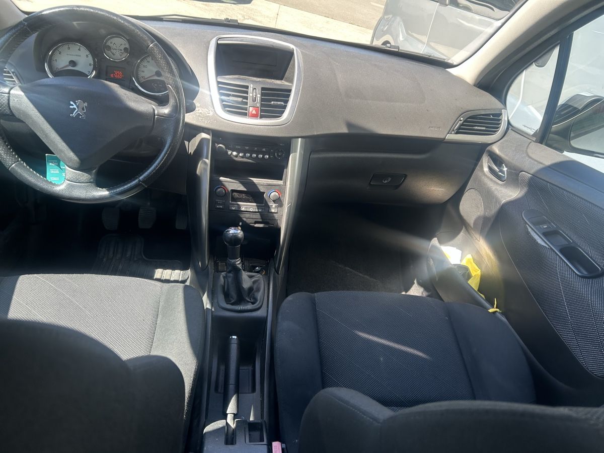 Peugeot Autos: Peugeot 207 1.6 16V – Gebraucht aus Bassecourt von salvo190 5