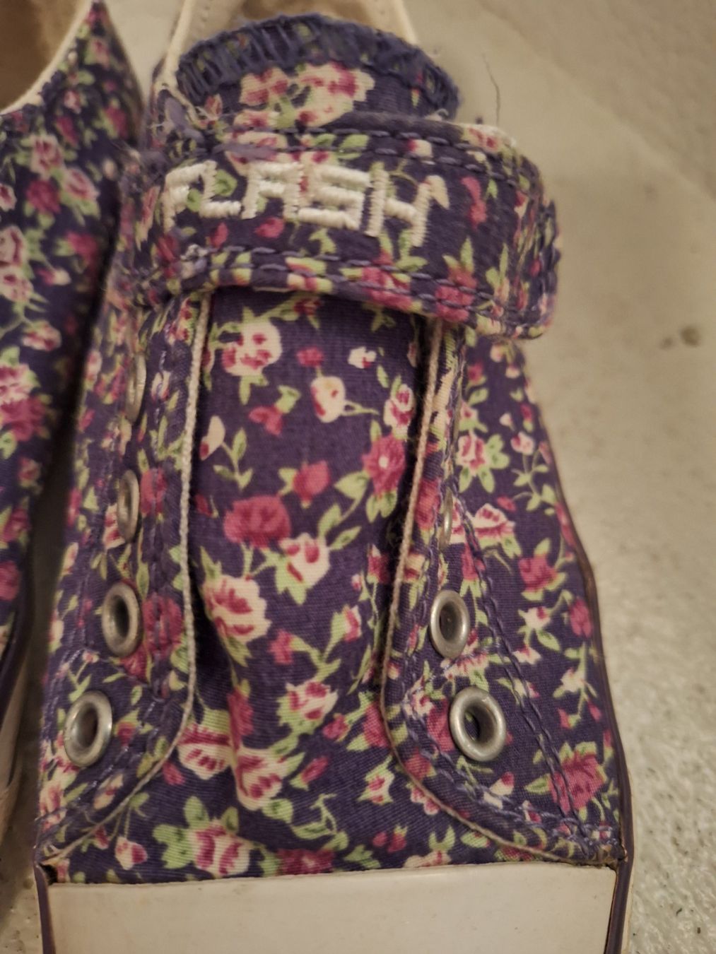 Scarpe per ragazze: Mädchen Sneaker Gr. 32 – Usato da Brittnau venduto da Norge77 1