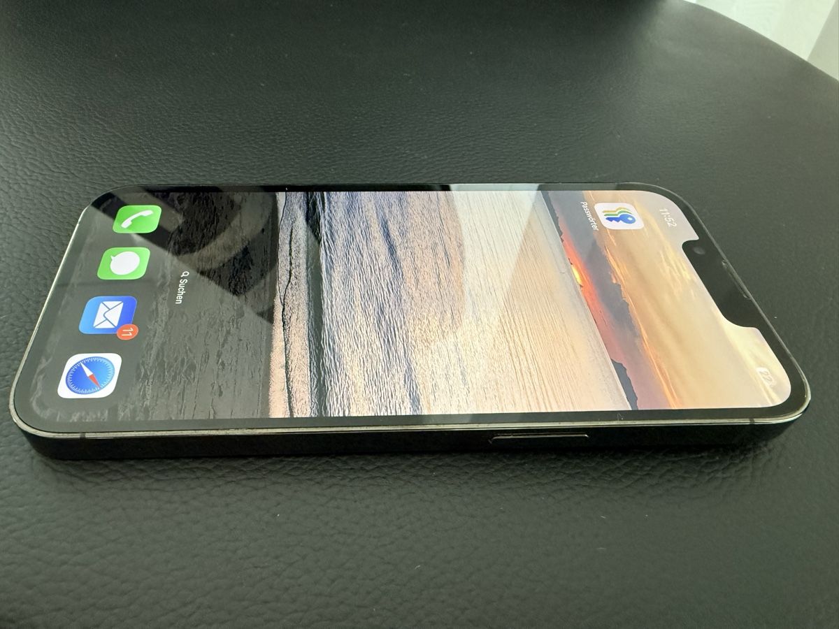 Apple Telefoni cellulari / Smartphones: iPhone 13 Pro 256 GB Graphite + MagSafe Silikon Hülle – Usato da Recherswil venduto da Esmeralda2020 5