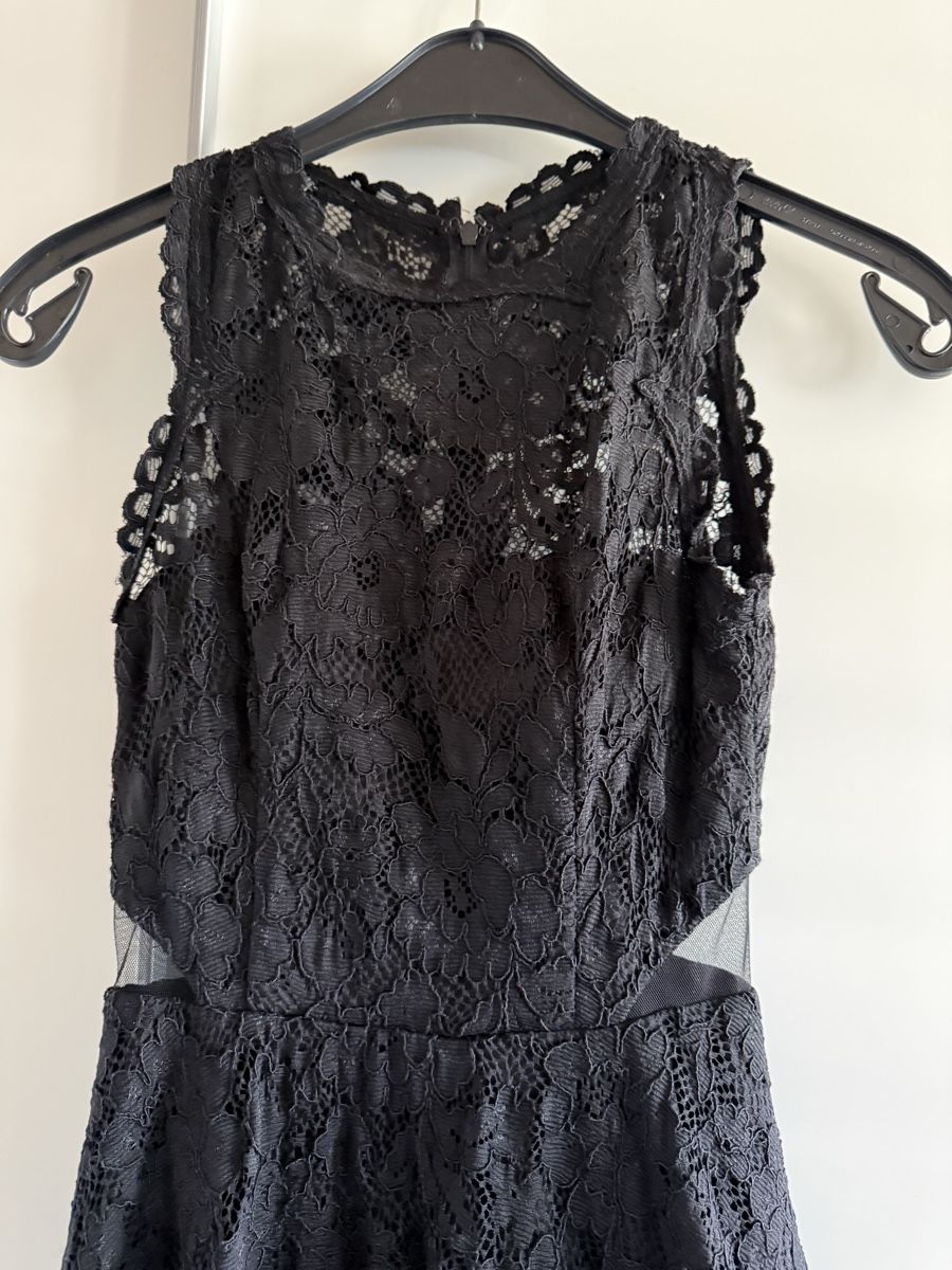 Robes: Kleid Grosse 36 – D'occasion à Steffisburg par sim_5lpg 1