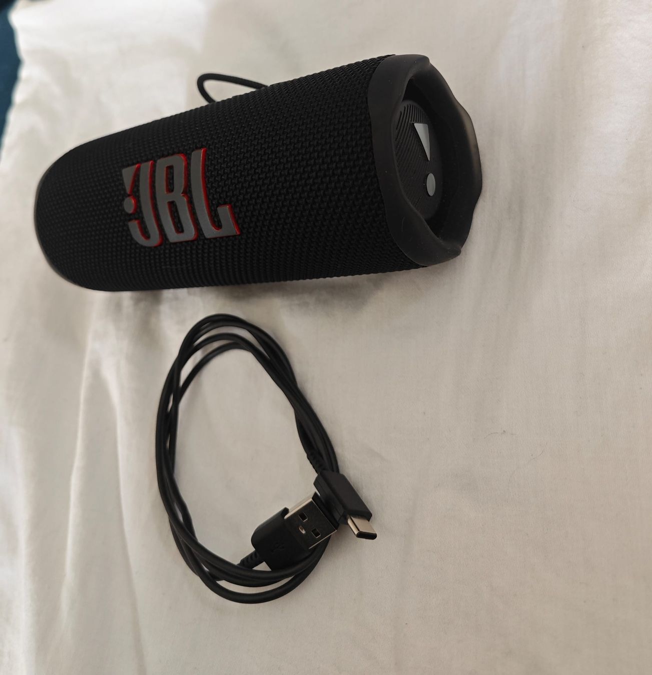 JBL Lautsprecher: JBL Flip 6 Bluetooth Lautsprecher  – Gebraucht aus Zollikofen von zar_j67f 2