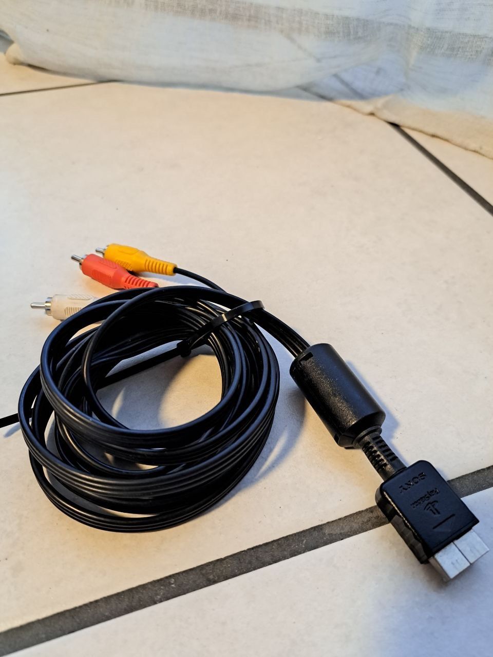 Sony Kabel: Sony Playstation 2 AV Kabel – Gebraucht aus Inden von Delocepe