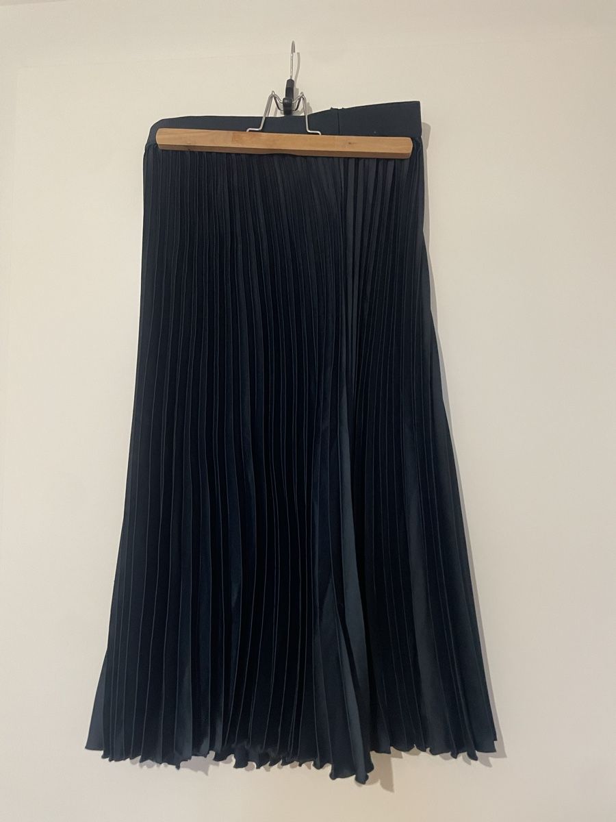 H&M Jupes: Jupe plissée  – D'occasion à Vevey par ali_qc7f 2