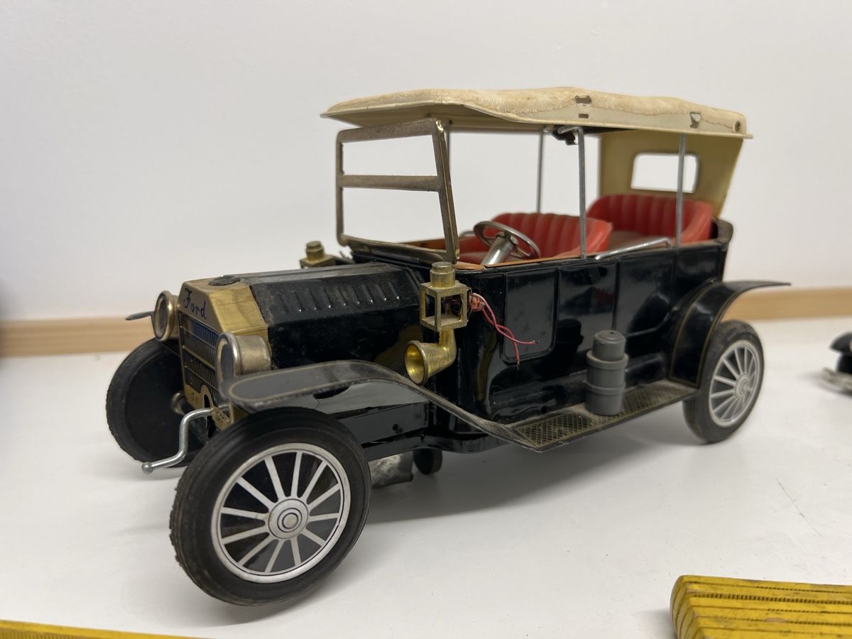 Modellautos: Blechmodelauto. – Defekt aus Steffisburg von gfell2 1