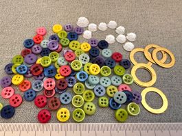 Restposten 100x Knöpfli    winzig   Puppenkleider  Bastelset