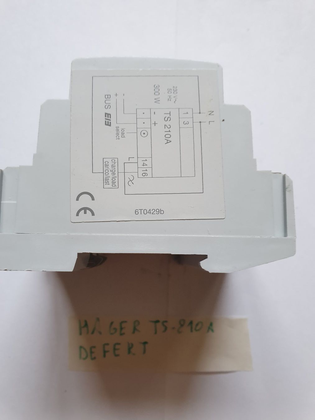 Hager Componenti elettronici: Hager TS-210A / VENDU COMME DEFECTUEUX – Difettoso da Moudon venduto da Amaroli7 3