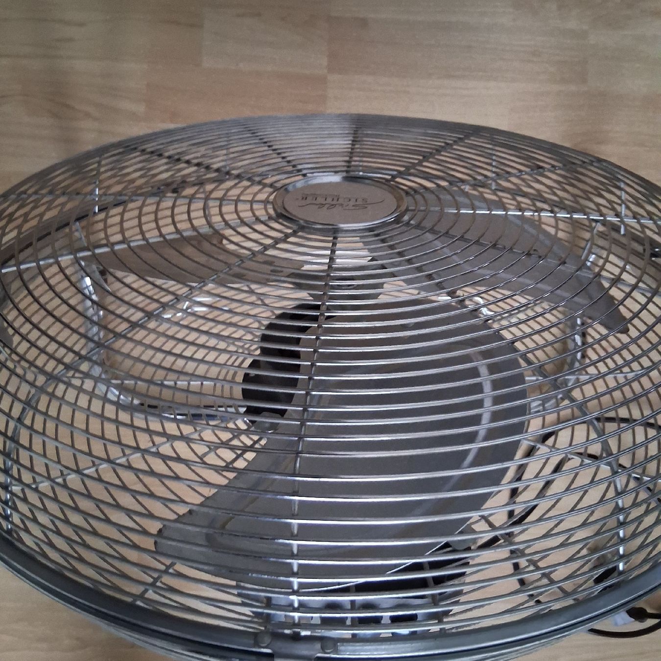 Ventilatori: Bodenventilator - Sehr Stark - Vintage – Usato da Füllinsdorf venduto da Potz7 2