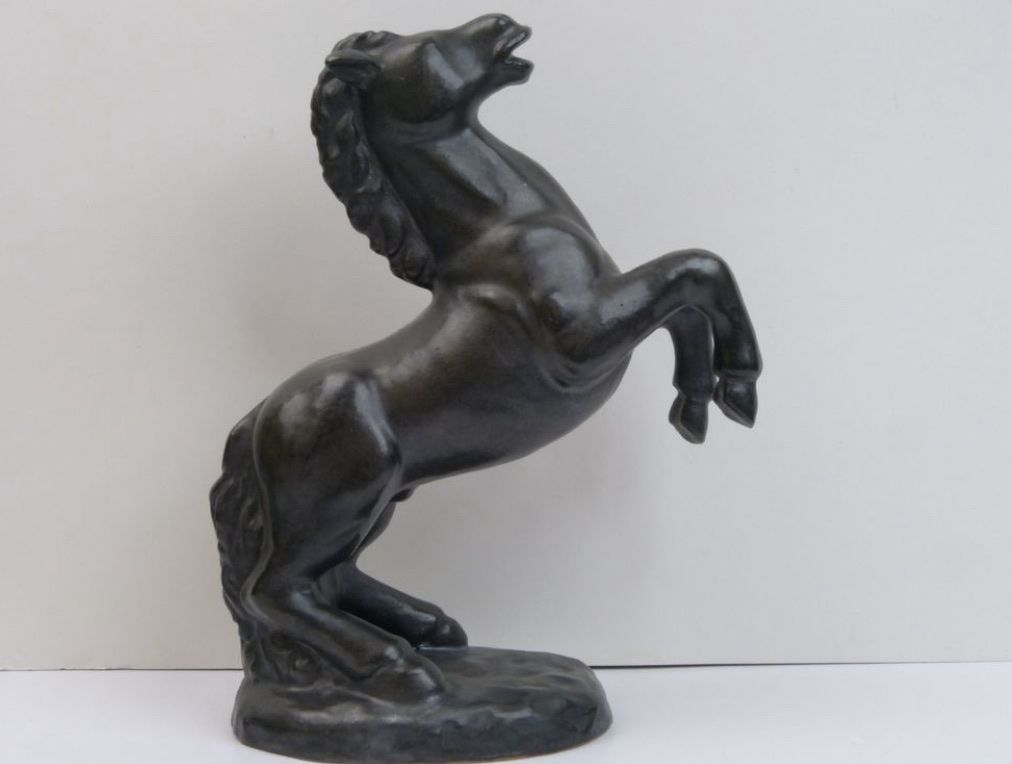 Statuette: Linzer Keramik Pferd Figur – Nuovo (secondo la descrizione) da Bern venduto da Ibizaflow