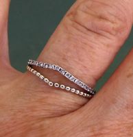 Ring 925 Silber mit synthetischen Steinchen