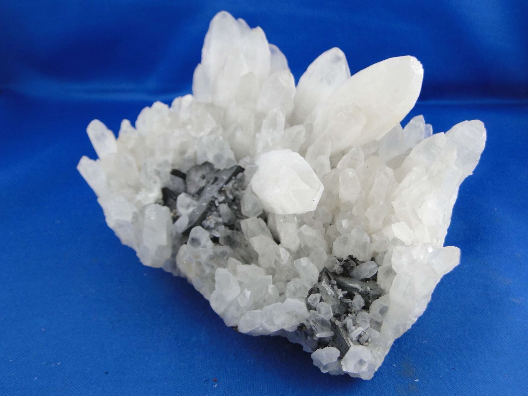 Mineralien & Heilsteine: Bergkristall mit Tetrahedrit – Gebraucht aus Schinznach Bad von Demerald 5