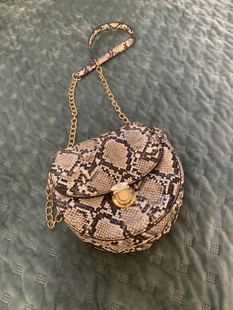 Elegante Damenhandtasche mit Schlangen-Muster