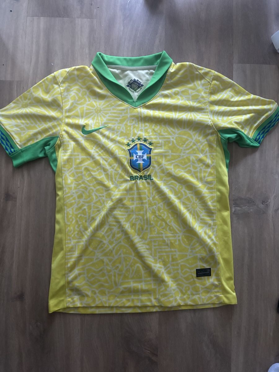 Canottiere & Pantaloni: Maillot du Brésil  – Usato da Romont FR venduto da Marco_Polo_2.0 1