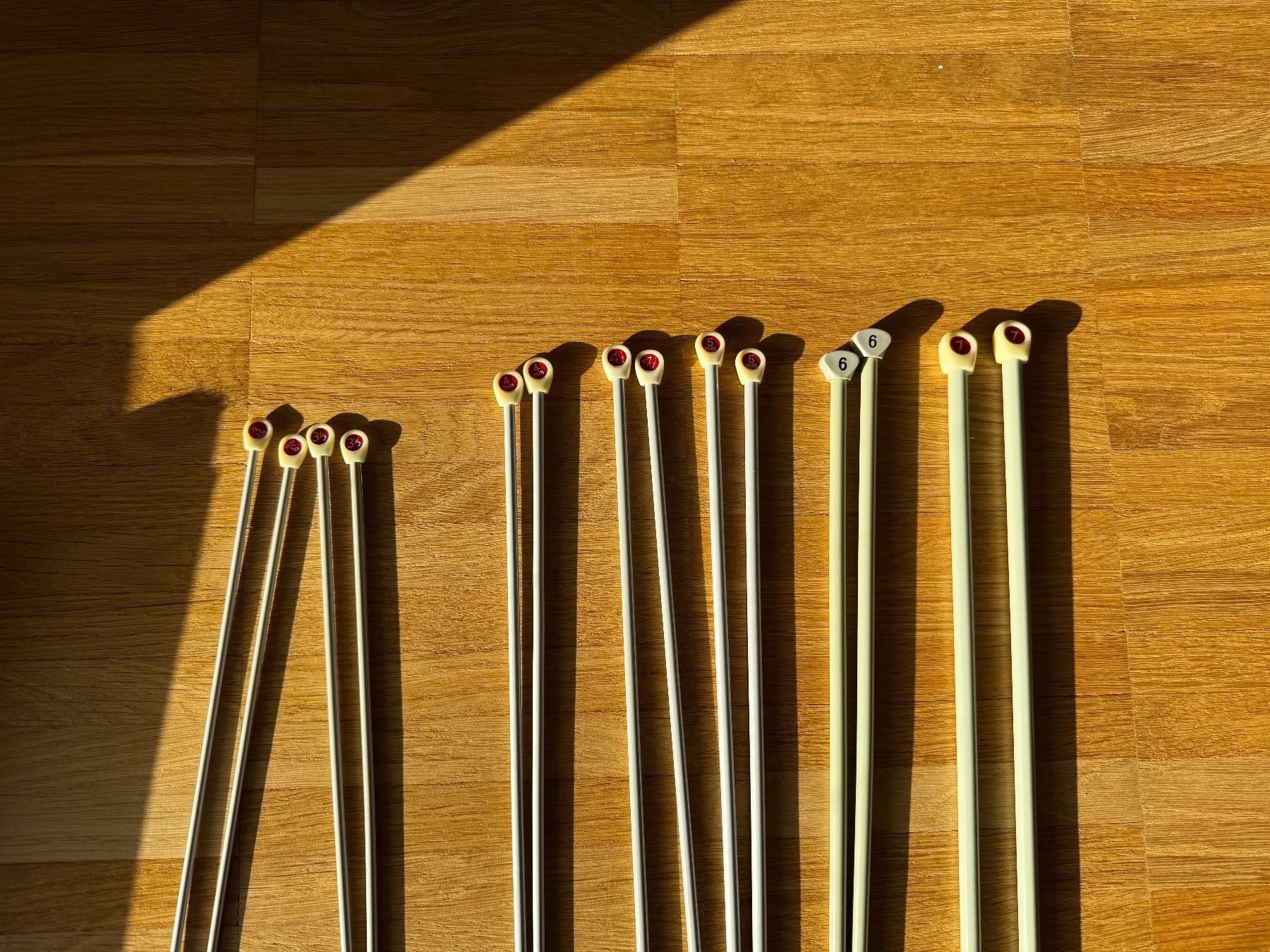 Ferri: Aiguilles à tricoter – Usato da Fribourg venduto da mariedw 1