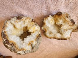 Lot Minéraux : Grande Géode Quartz + Druse Améthyste