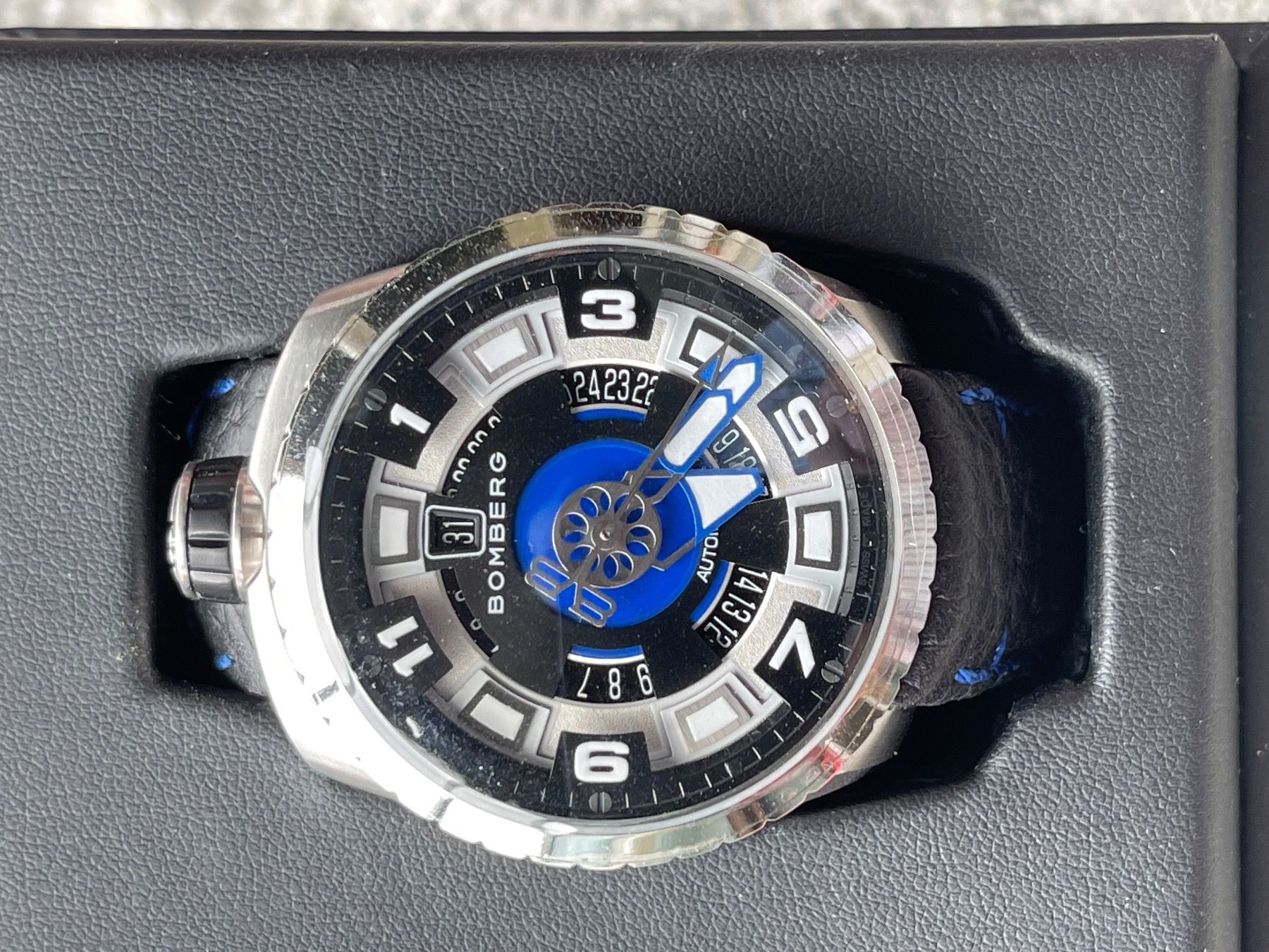 Bomberg Uhren: Bomberg Automatic – Neu und originalverpackt aus Hessigkofen von lamdanreisen